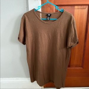 H&M brown t-shirt